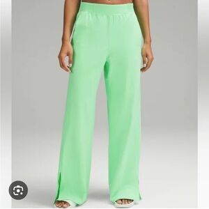 Lululemon stretch woven wide leg high rise pant